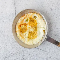 Sunny Side Up Eggs with Cheese